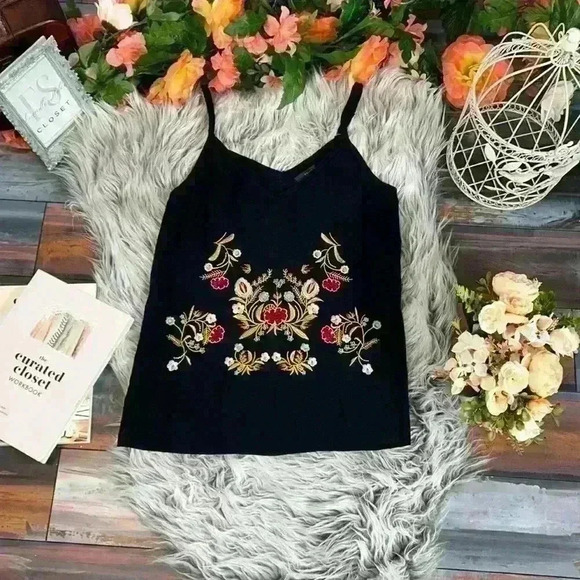Tecrew Black Flowy Speghetti Strap Embroidered Floral Tank Top, S - Picture 3 of 8